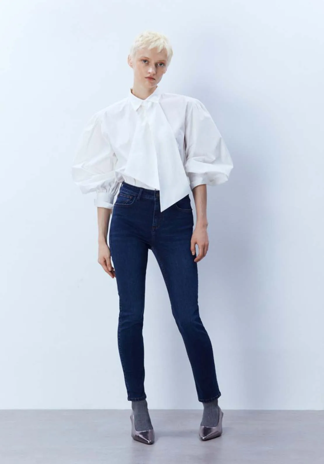 High-waist skinny jeans
